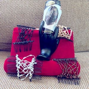 Stretchable double combs . Four on 3”combs. Get saloon look at home.